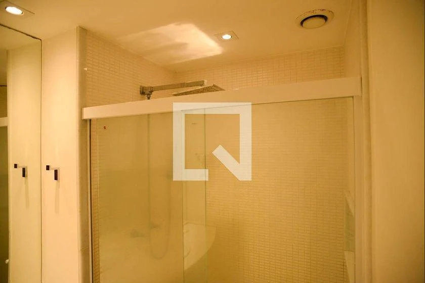 Washing machine in a 3-bedroom apartment, 160 m² — photo 40
