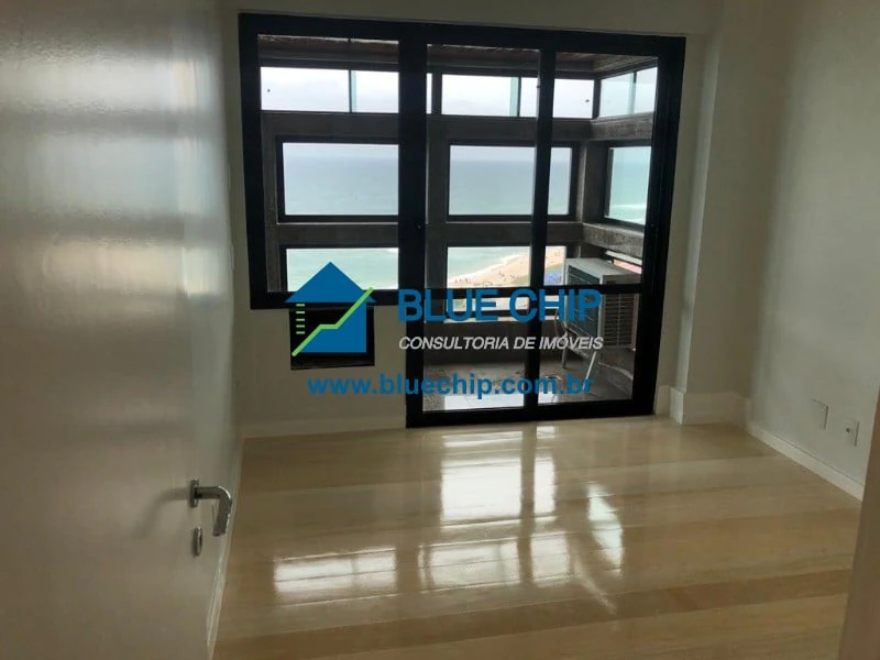 Rental apartment with 4 bedrooms and 313 m² — photo 8