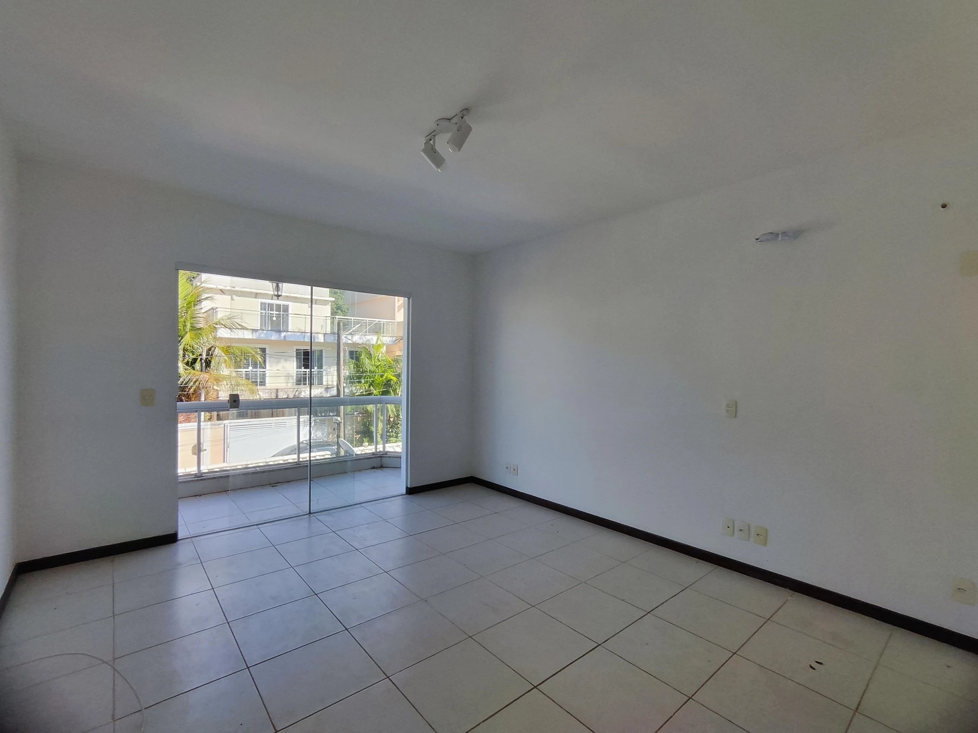 House, 180 m², with a private pool — photo 44