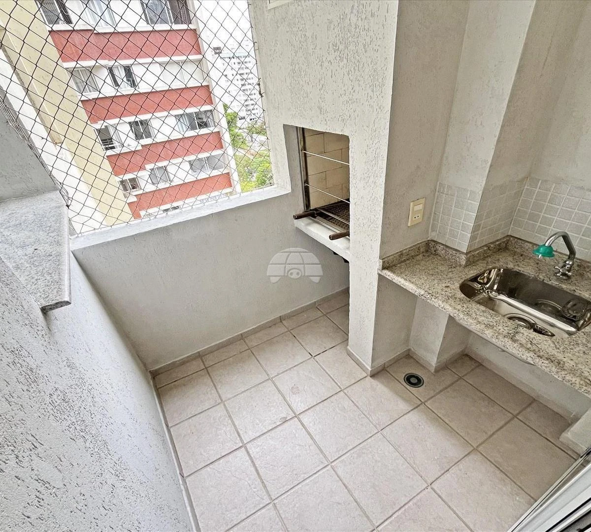 Apartment, 156 m², with a glass-enclosed balcony — photo 24