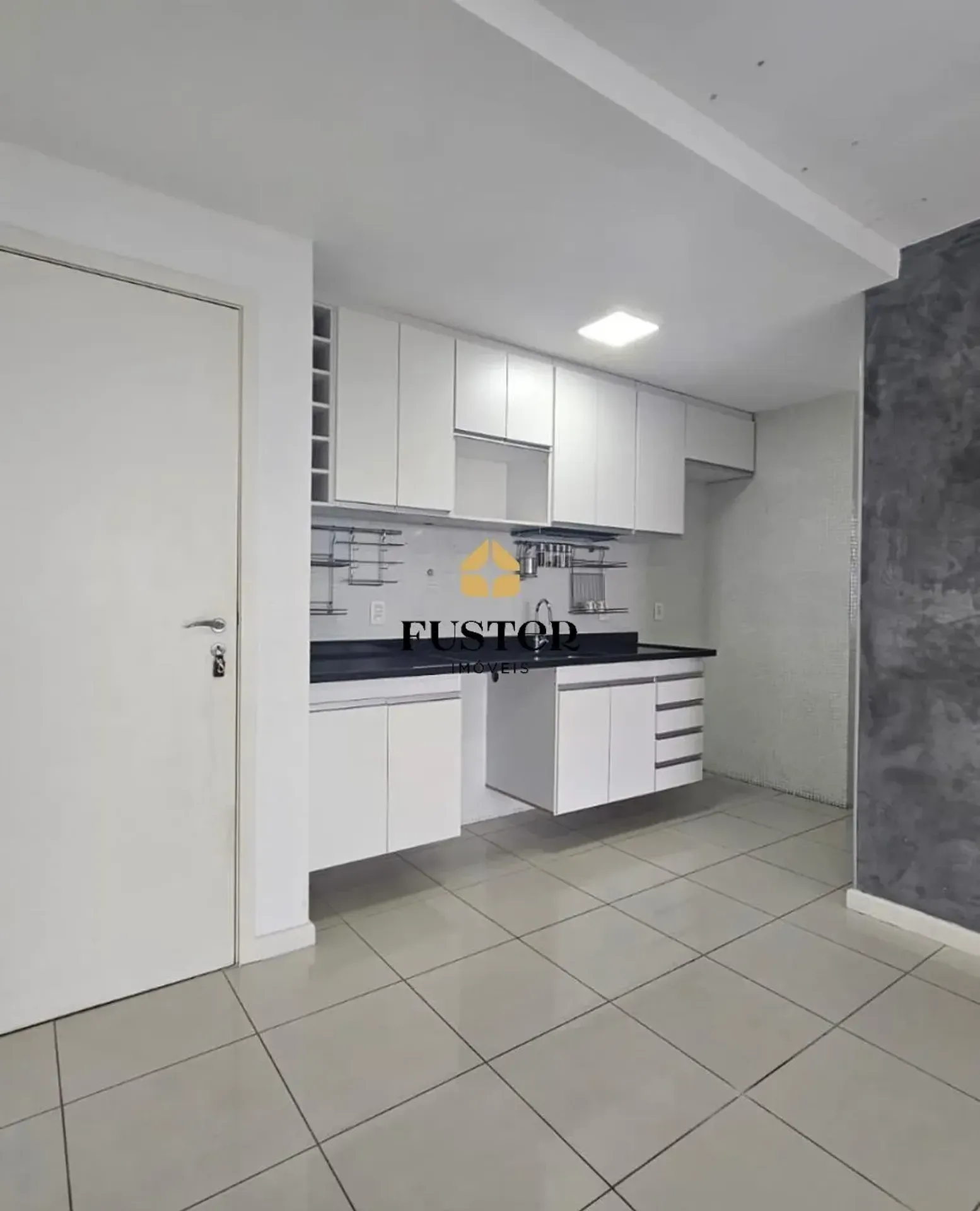 3-bedroom apartment in a building with a sauna — photo 4