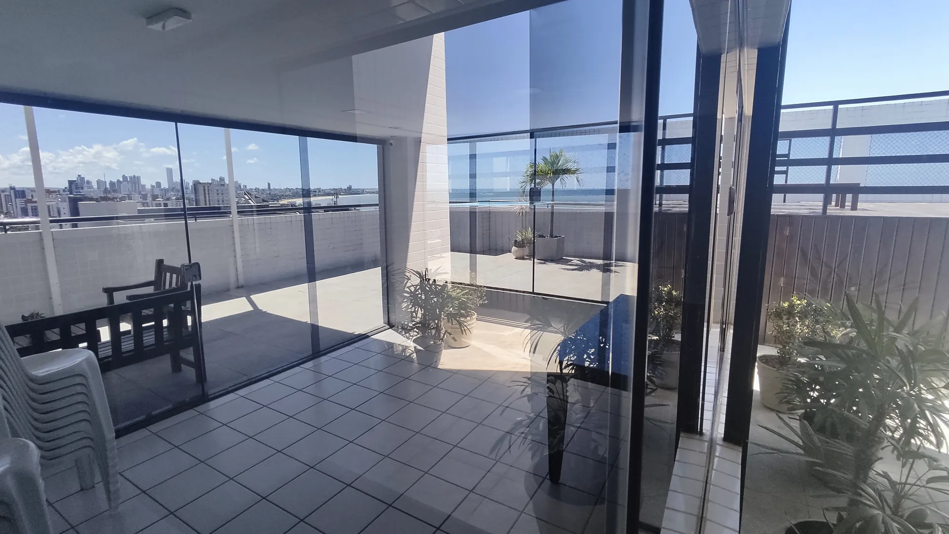 3-bedroom apartment with a private BBQ in João Pessoa — photo 21