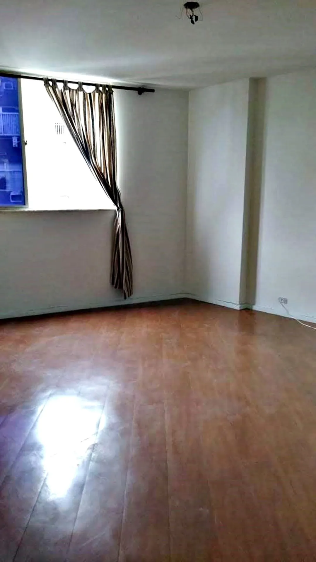 Apartment, 60 m², with a glass-enclosed balcony — photo 26