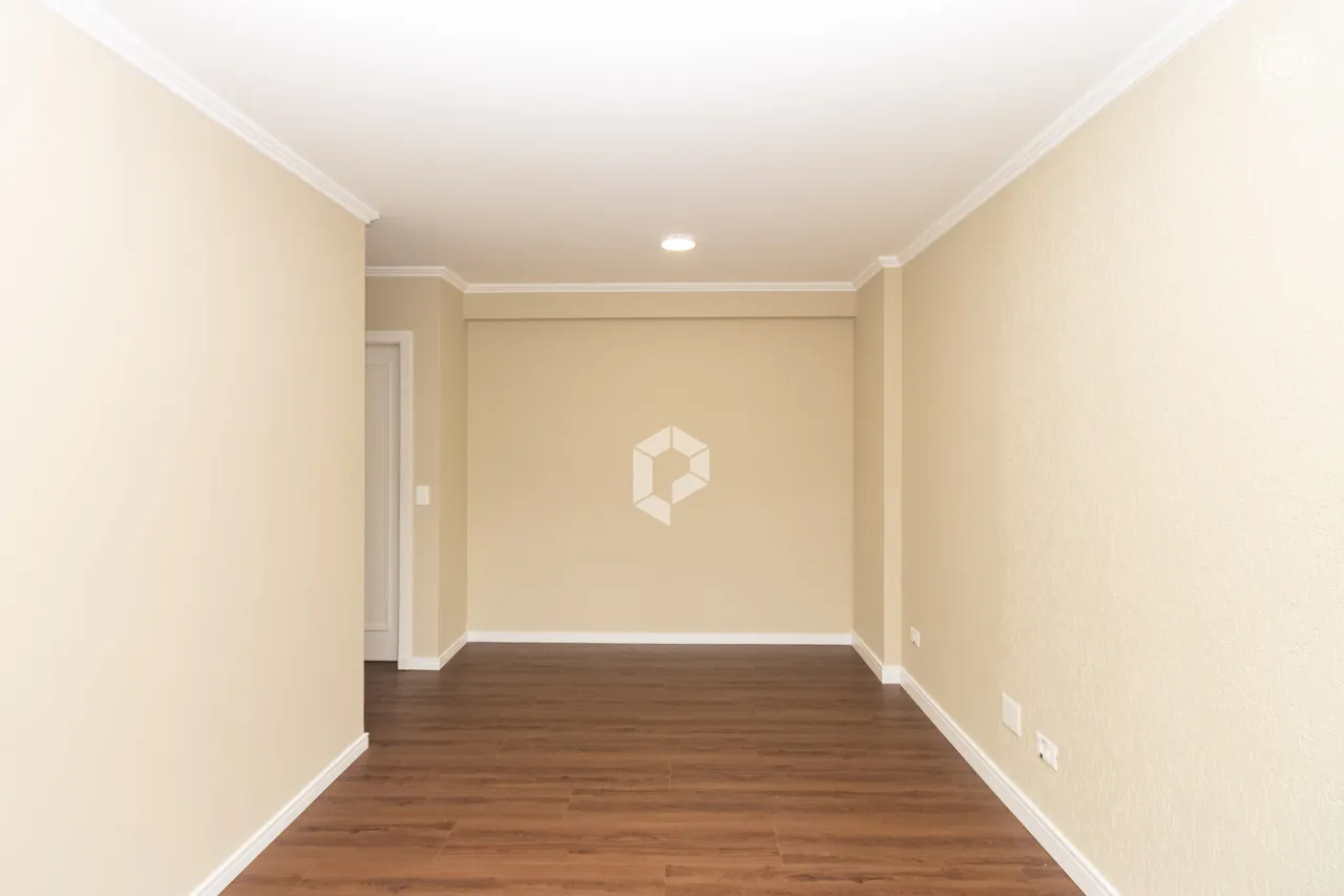 2-bedroom apartment with 137 m² and fitted kitchen cabinets — photo 12
