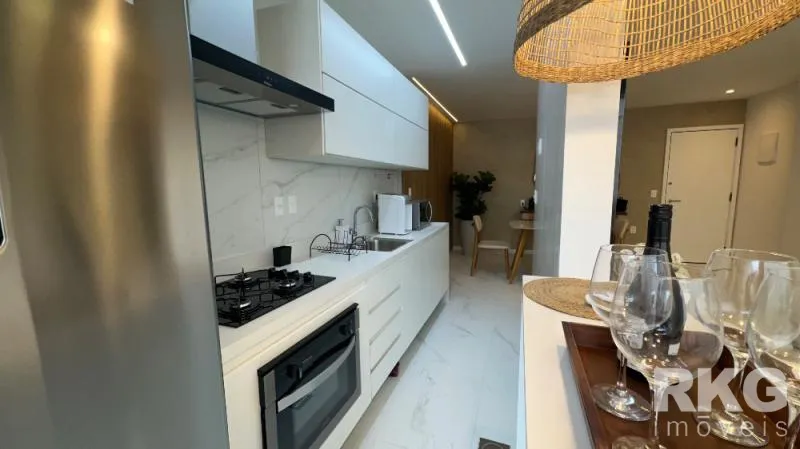 Furnished 1-bedroom apartment with open-plan kitchen — photo 9