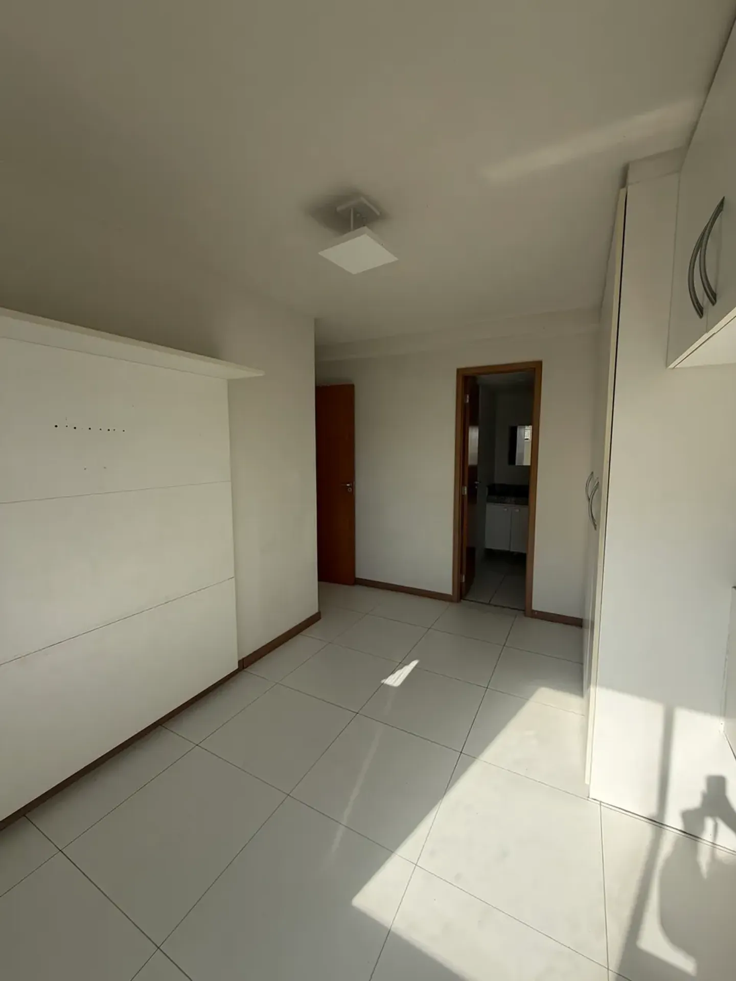 65 m² apartment with 2 bedrooms and 2 bathrooms — photo 29