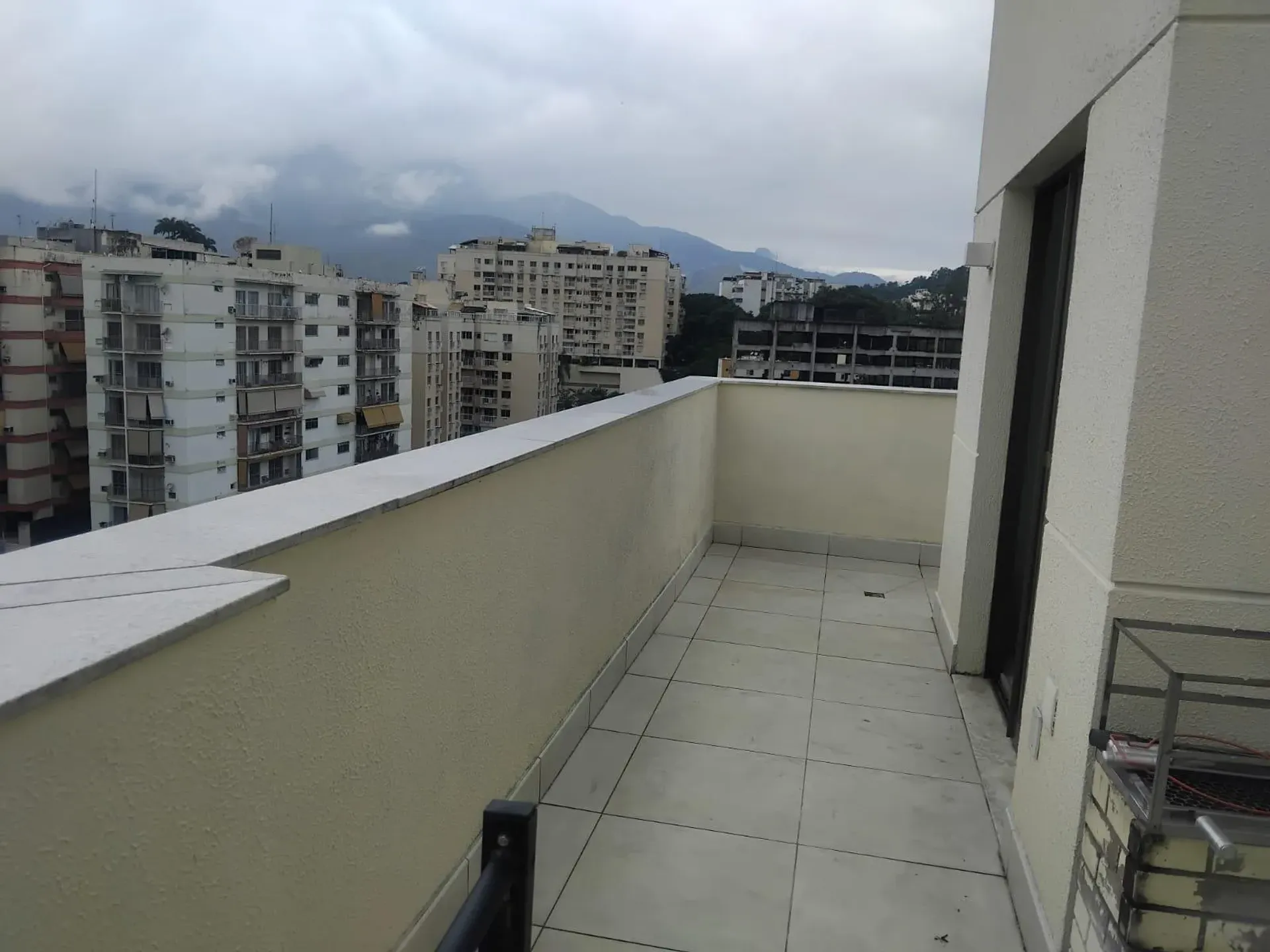 Apartamento sem mobília com 3 quartos e 3 banheiros — photo 21