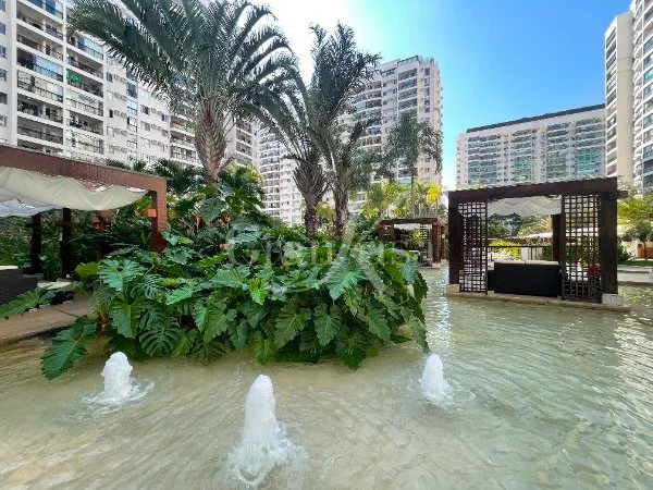 Apartment with 2 bedrooms, 1 bath, and a balcony — photo 23