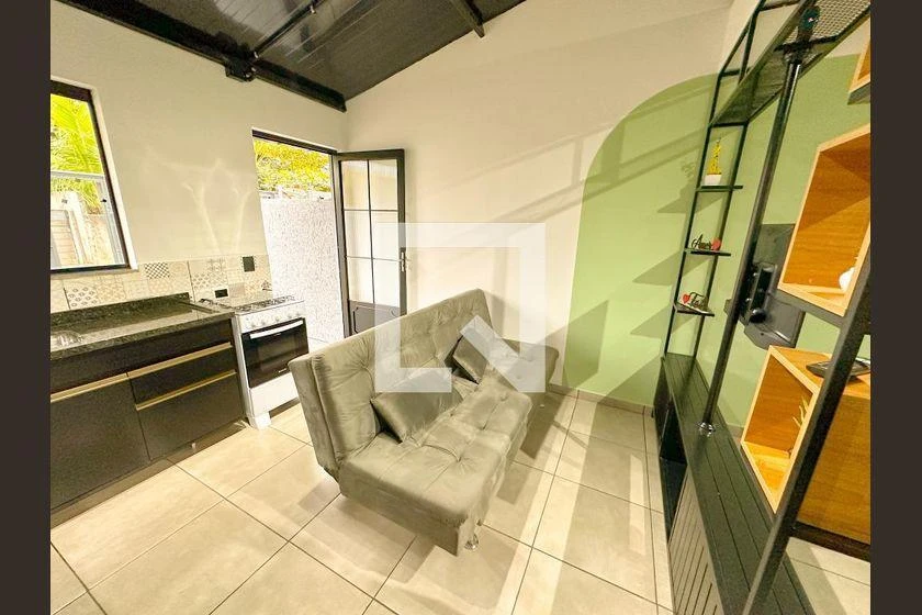 Furnished one-bedroom, 32 m² house in Florianópolis — photo 2