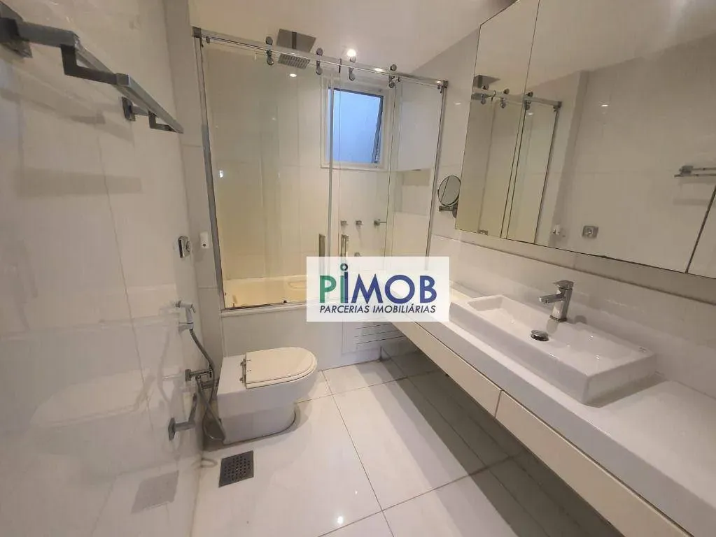 Furnished penthouse with 4 bedrooms and jacuzzi — photo 61