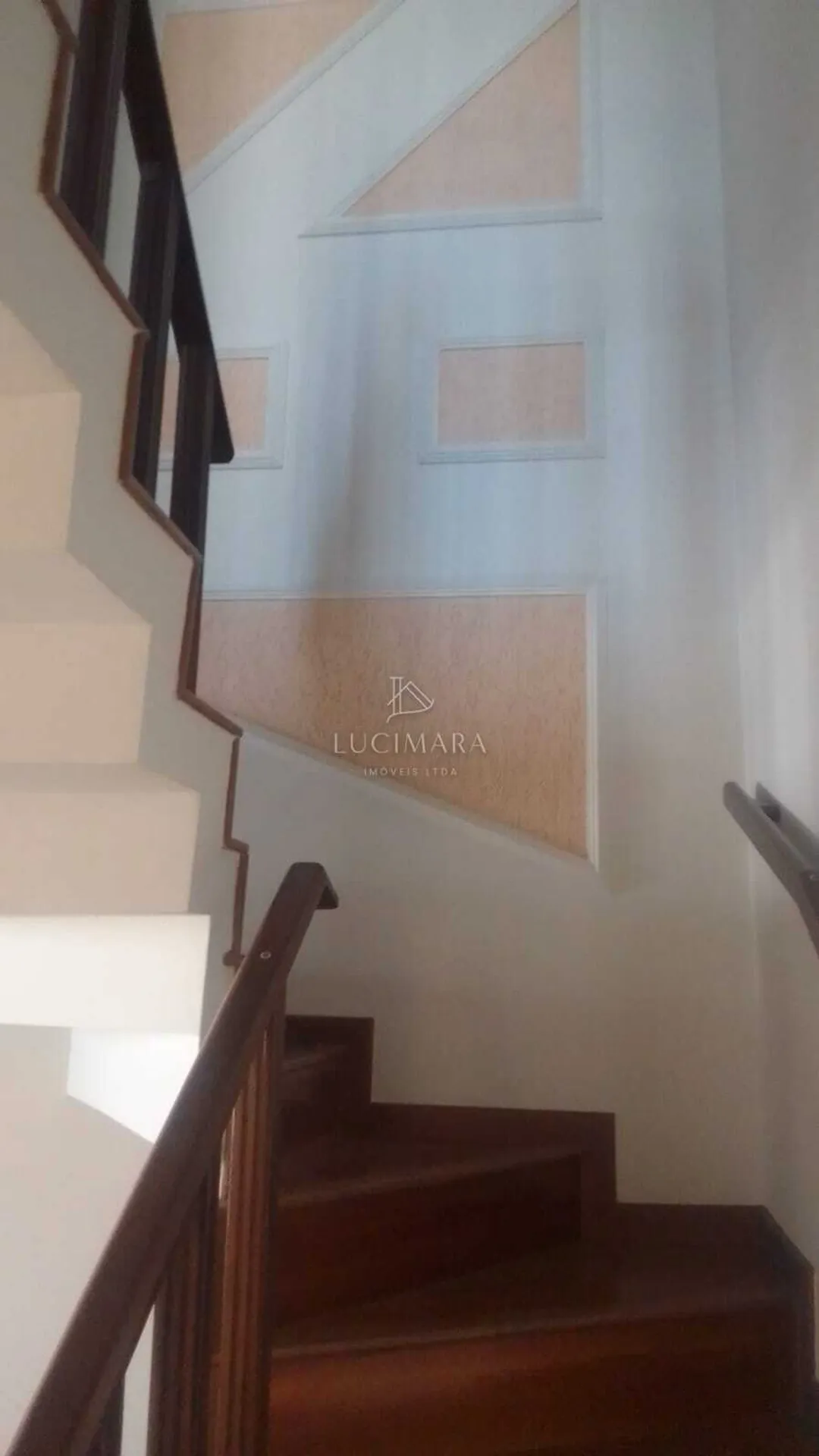 97 m² house with a grill on the balcony and a walk-in closet — photo 16