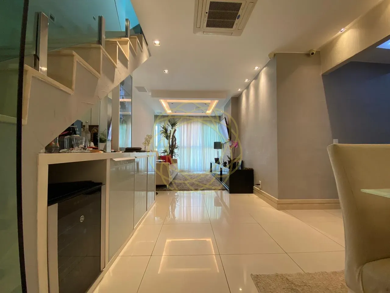 Duplex penthouse with 3 bedrooms and open-plan kitchen, 187 m² — photo 13