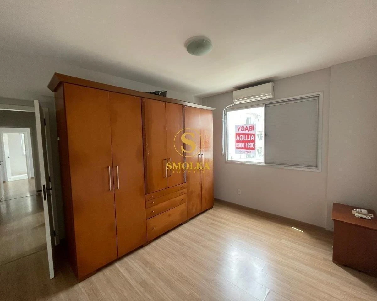 Apartment, 114 m², with wood or laminate floors — photo 19