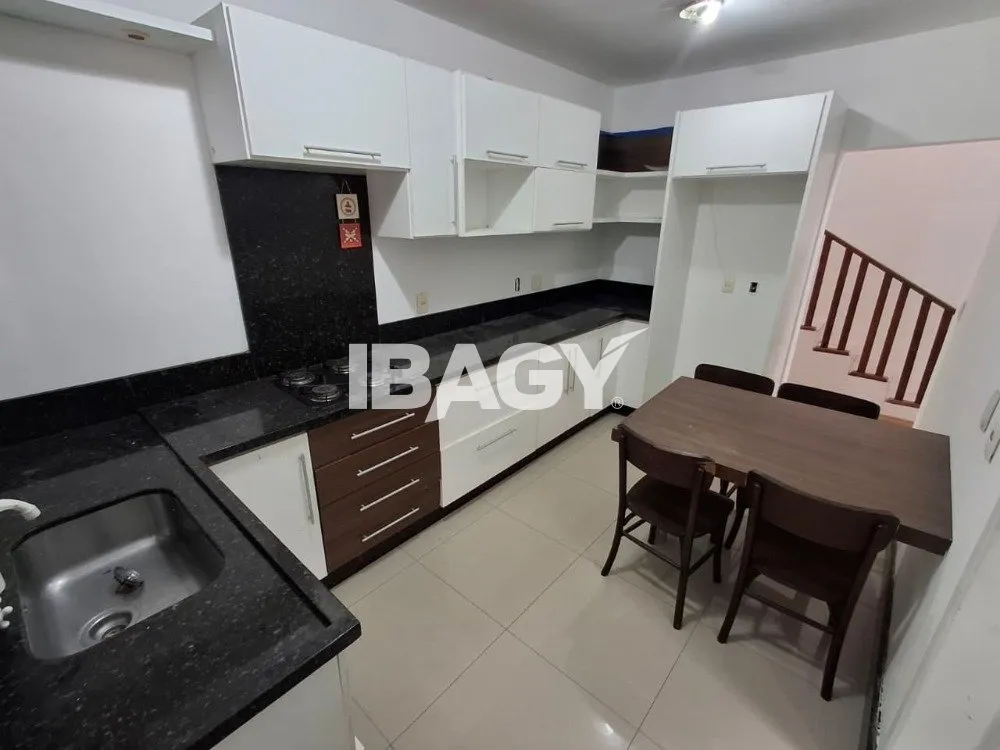 Casa de 4 dormitórios (1 suíte) com 182 m² e 2 vagas — photo 4