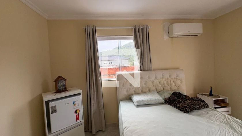 4-bedroom house with a walk-in closet in Rio de Janeiro — photo 16