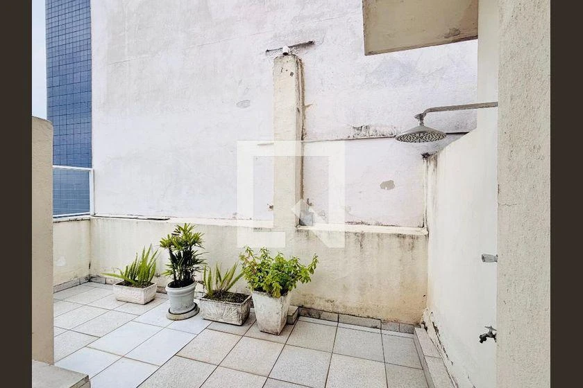 Unfurnished 2-bedroom apartment with 1 bathroom — photo 49