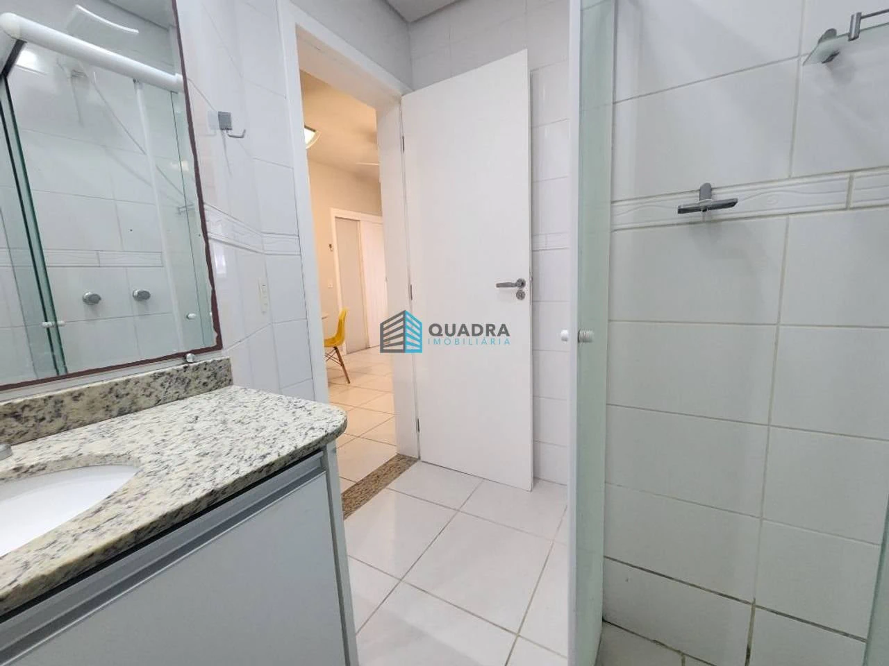 Apartamento de 1 quarto com espaço de home office — photo 23