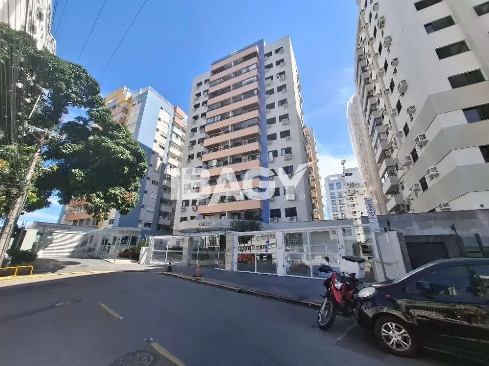 Apartamento de 3 dormitorios con balcón y 1 plaza — photo 4
