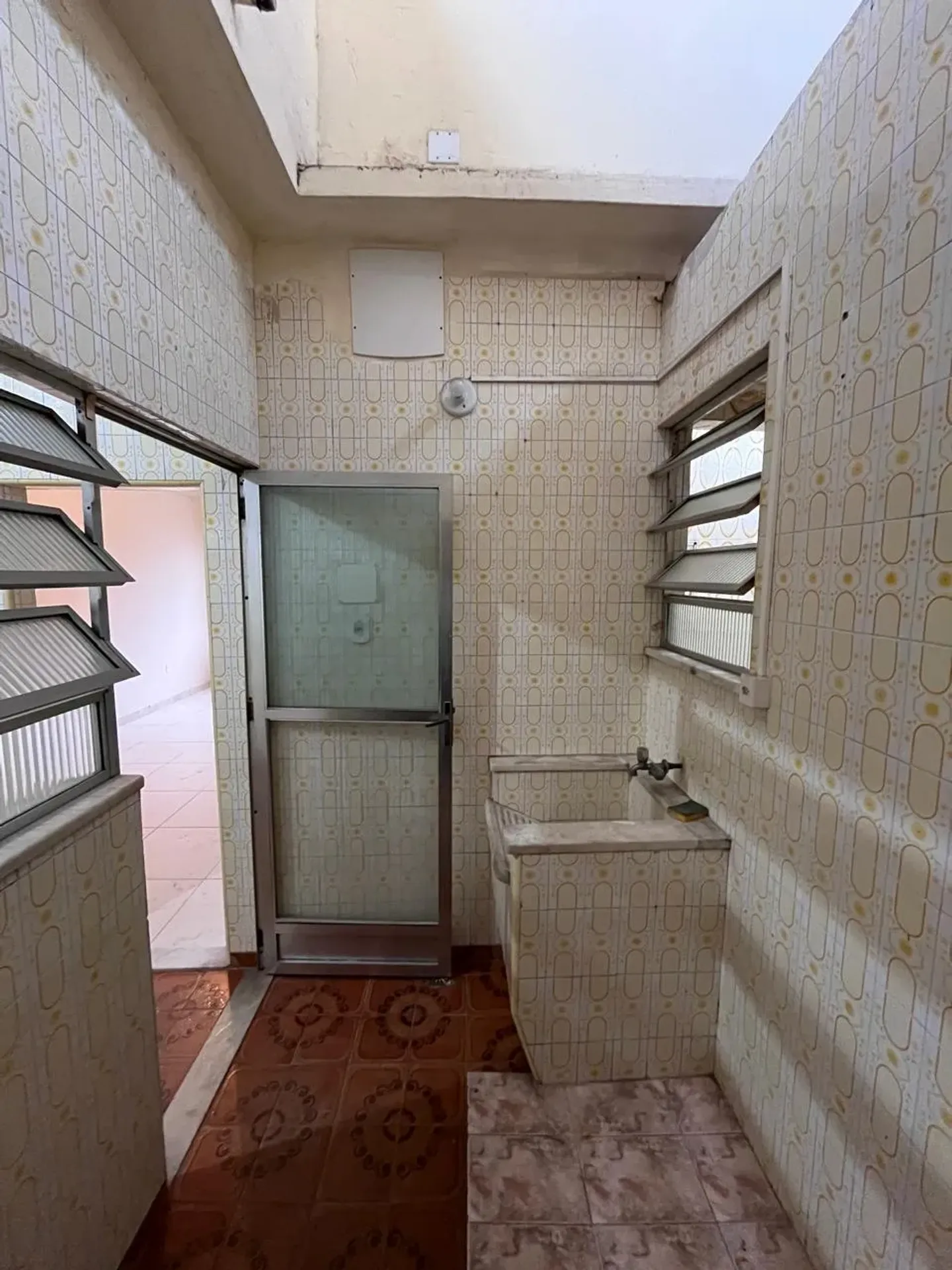 One-bedroom apartment, 65 m² — photo 7