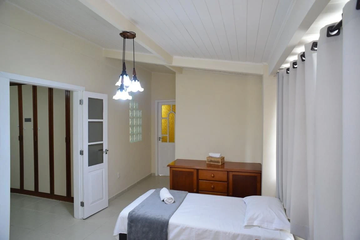 5-bedroom house with a washing machine — photo 28