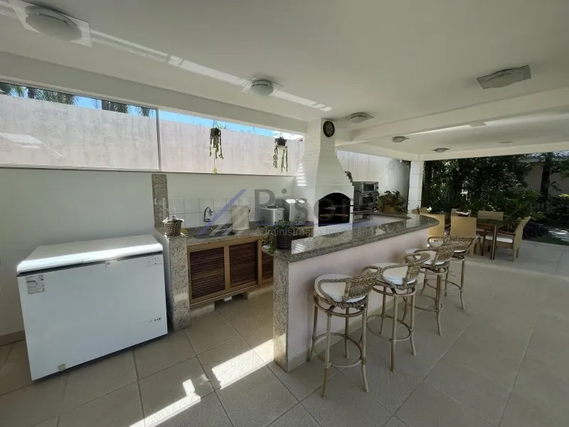 Rental house with 4 en-suite bedrooms and 4 parking spots — photo 15
