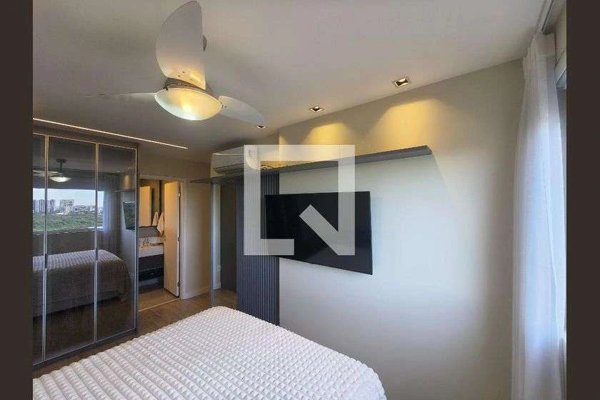 2-bedroom apartment with 1 en-suite and open-plan kitchen — photo 29
