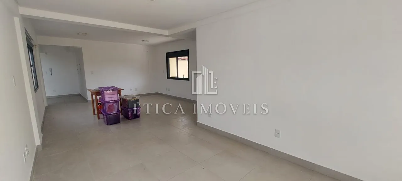 80 m² apartment with open-plan kitchen and 1 bedroom — photo 13