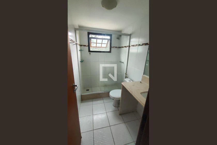 House with 3 bedrooms, 4 bathrooms and 360 m² — photo 37