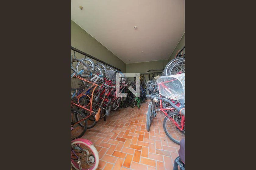 Furnished 2-bedroom apartment with balcony, 75 m² — photo 43