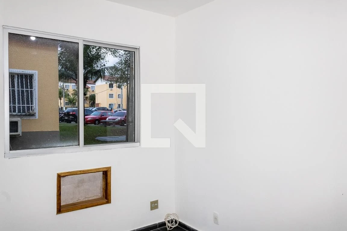 Unfurnished apartment with 2 bedrooms and closed kitchen — photo 39