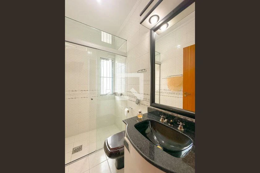 Furnished house, 250 m², with a bathtub — photo 35