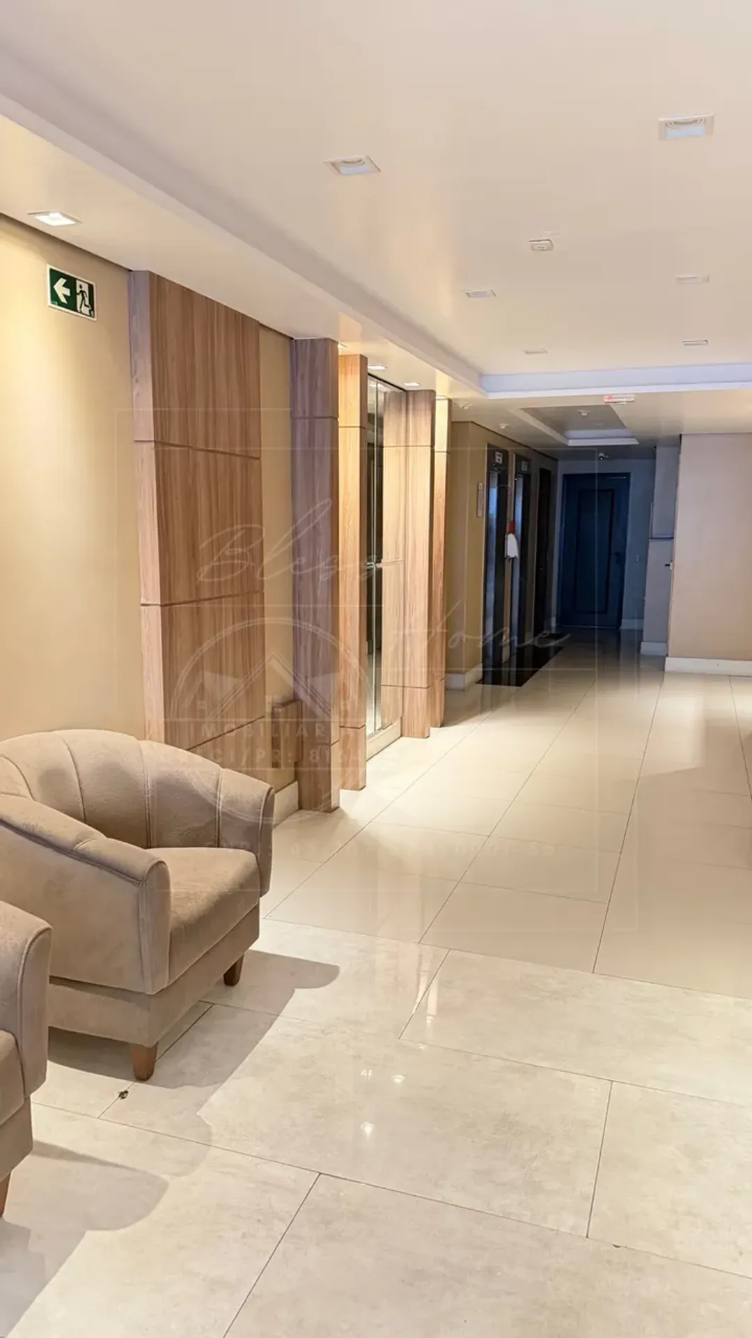 Apartamento mobiliado com armários embutidos no quarto — photo 14