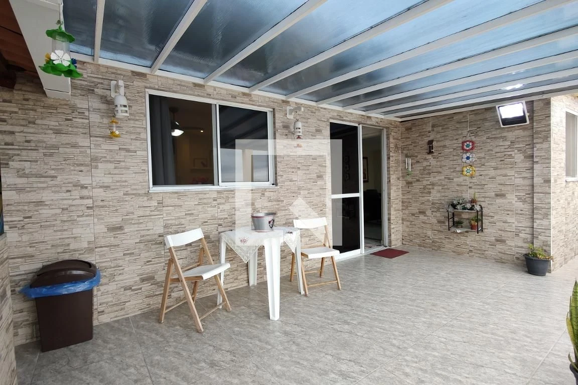 Glass-enclosed balcony in a 3-bedroom apartment, 155 m² — photo 90