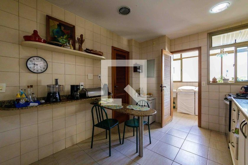 Apartamento amueblado de 5 dormitorios y 360 m² — photo 37