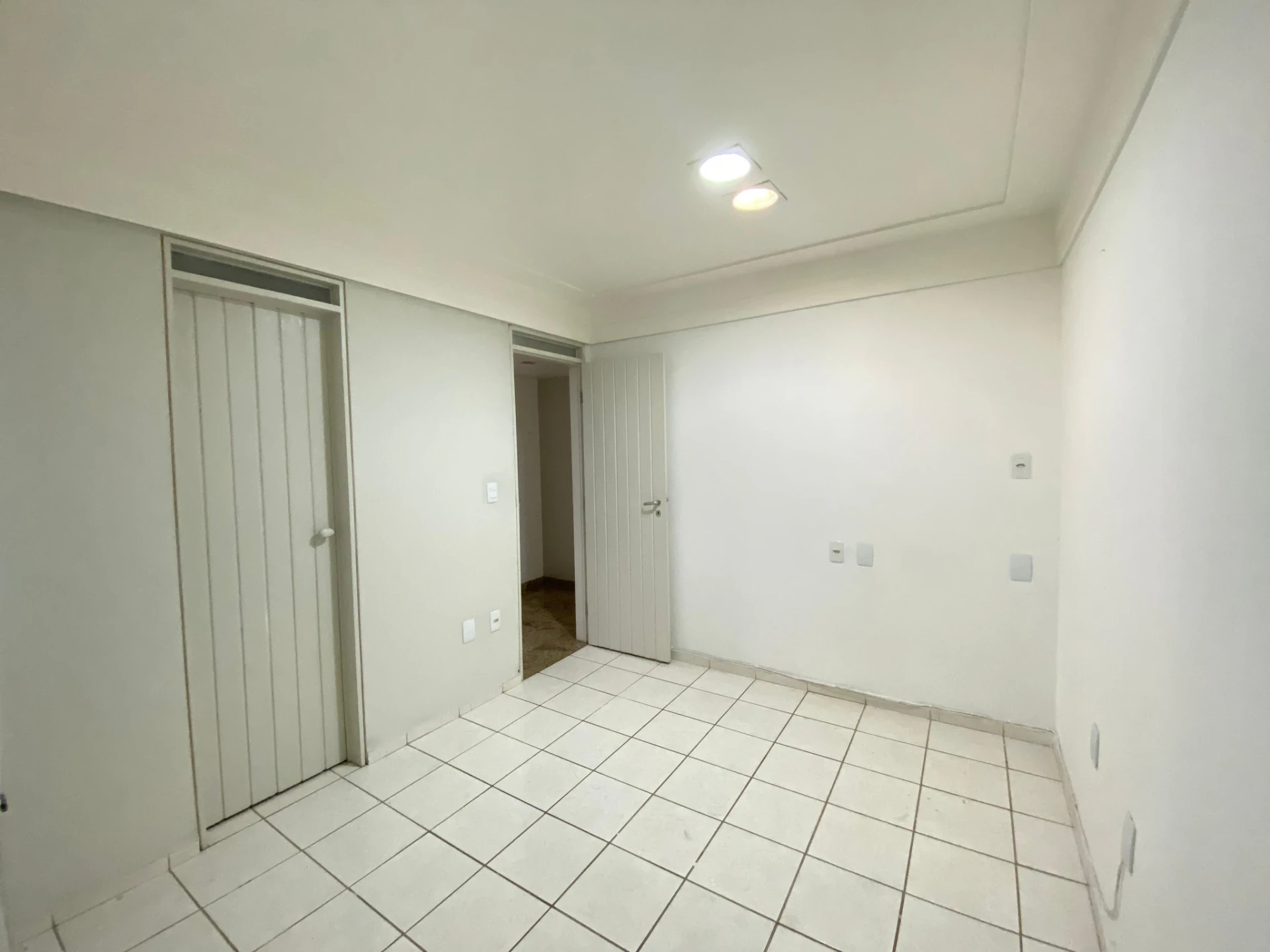 3-bedroom apartment in a building with a sauna — photo 8