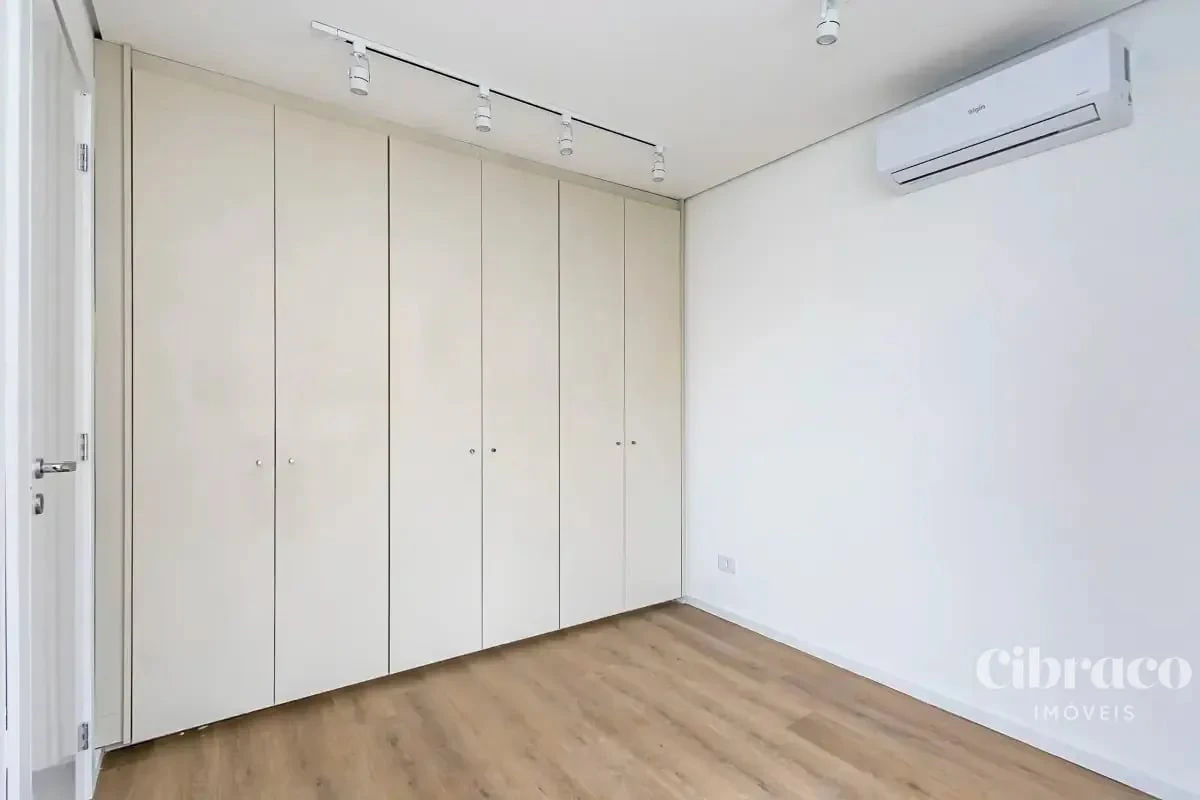 Apartamento de 1 quarto com sacada no 2º andar — photo 2