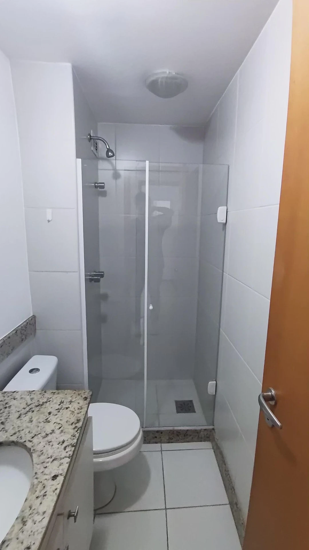 3-bedroom apartment with a mountain view — photo 2