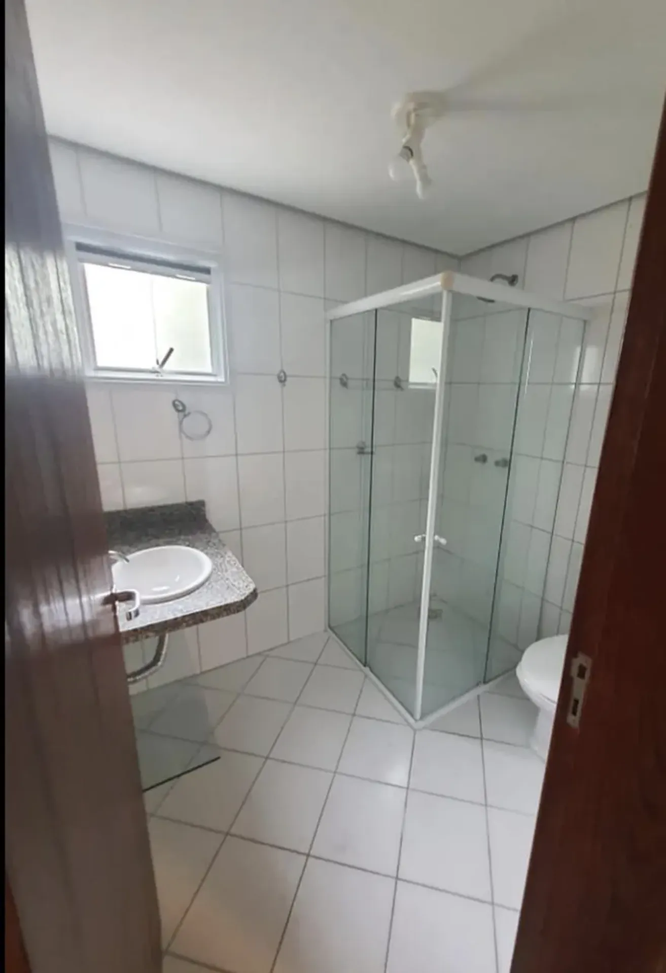 Furnished 181 m² apartment with 3 bedrooms and private garden — photo 8