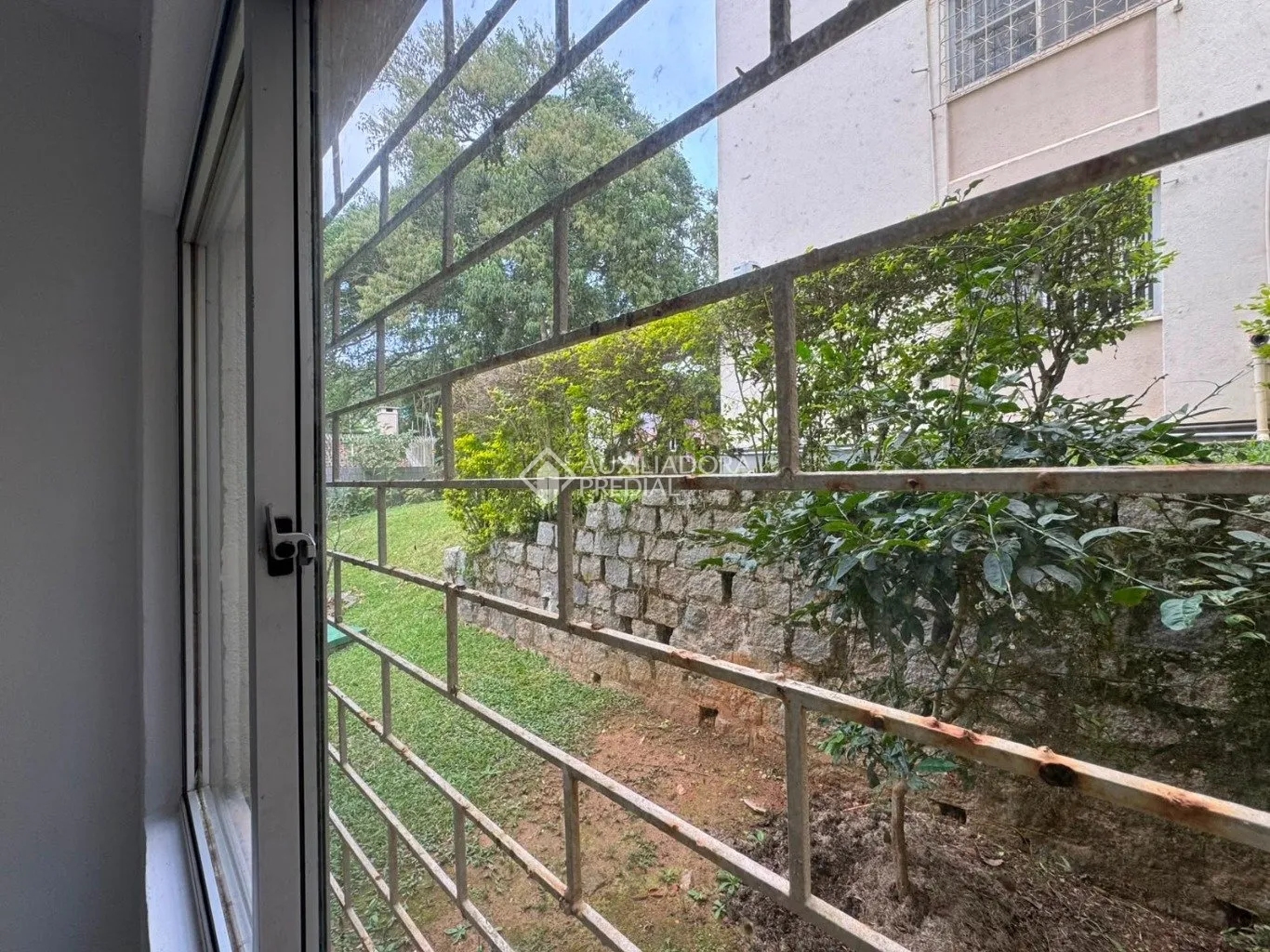 1-bedroom apartment with 67 m² and ceramic tile — photo 9