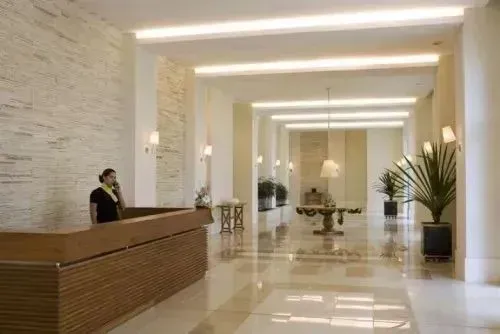 Apartamento mobiliado com 3 quartos e 4 banheiros, 200 m² — photo 10