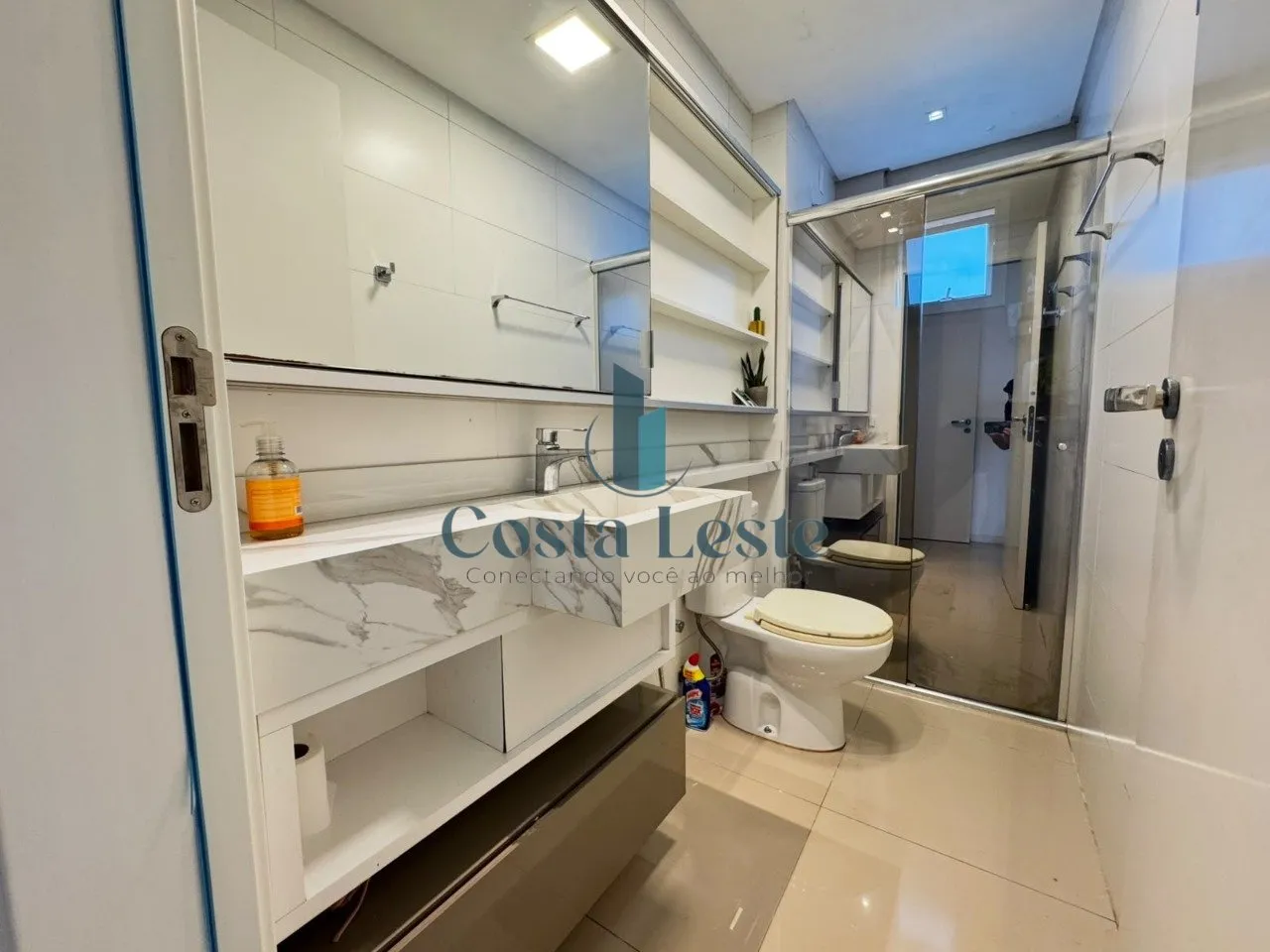 2-bedroom apartment with a home office in Florianópolis — photo 19