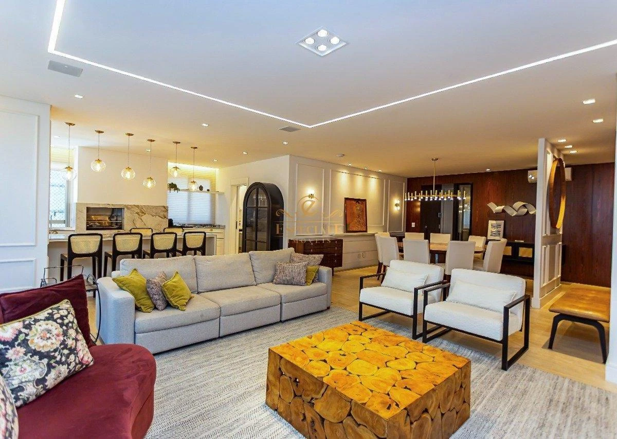 3-bedroom apartment with a washing machine in Curitiba