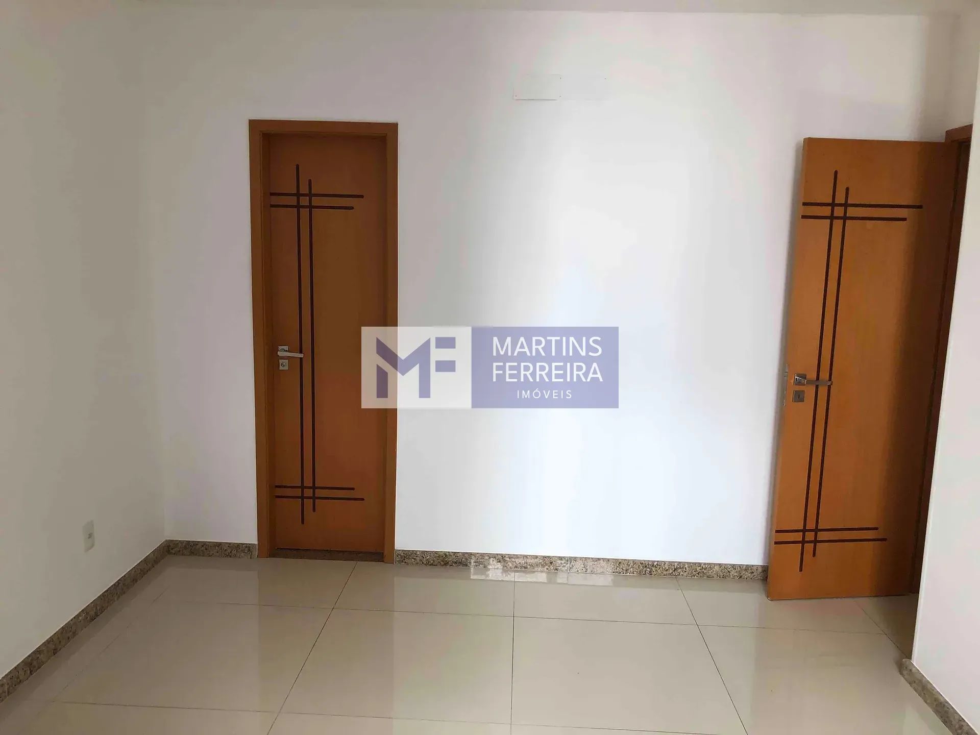 Apartamento no 1º andar com varanda envidraçada — photo 26
