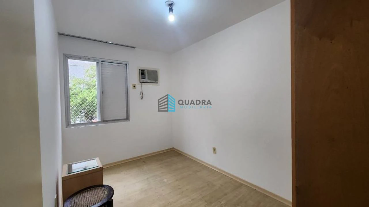 Departamento con piso de madera o laminado en Florianópolis — photo 9