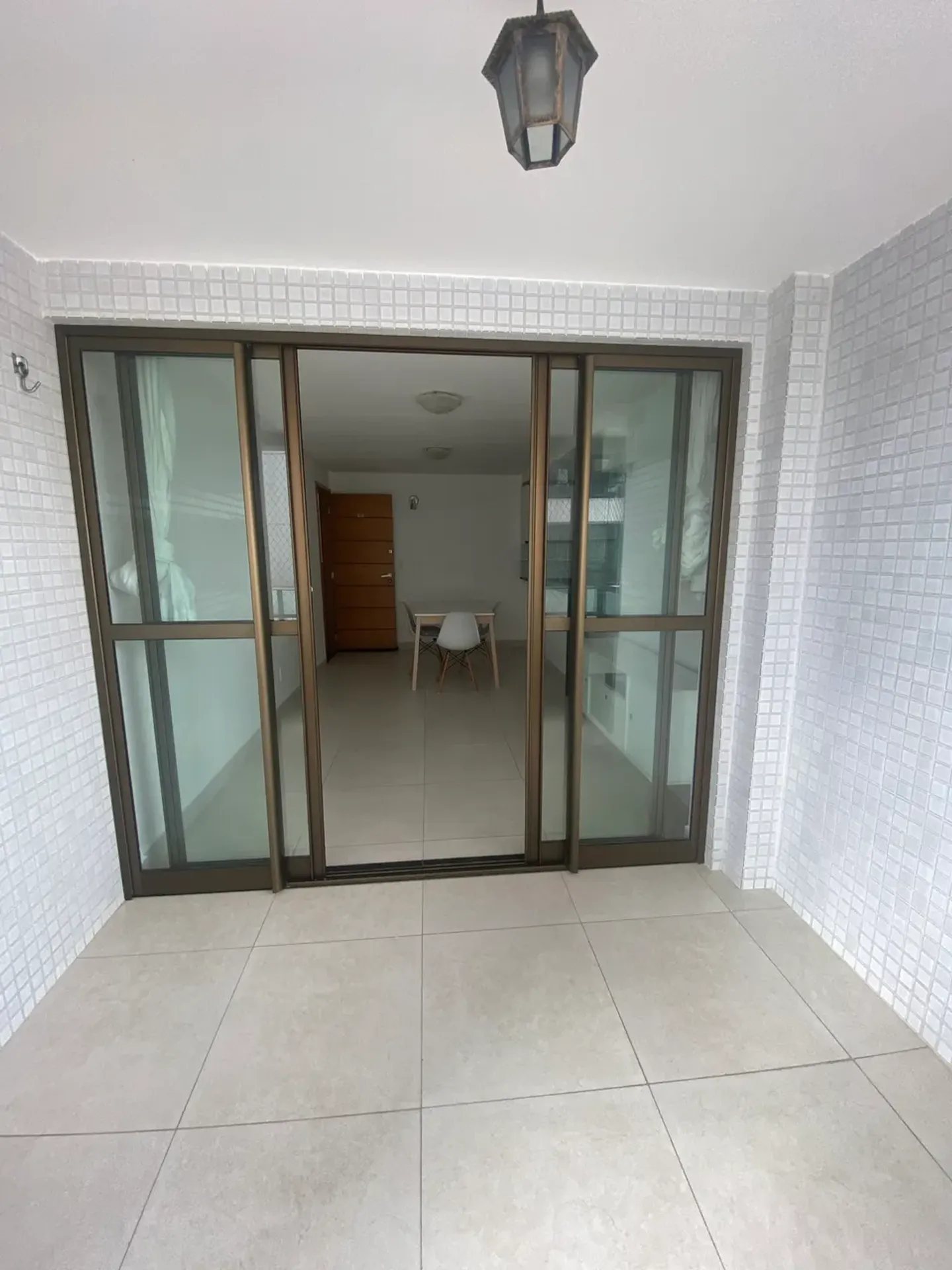 2-bedroom apartment with a washing machine — photo 6
