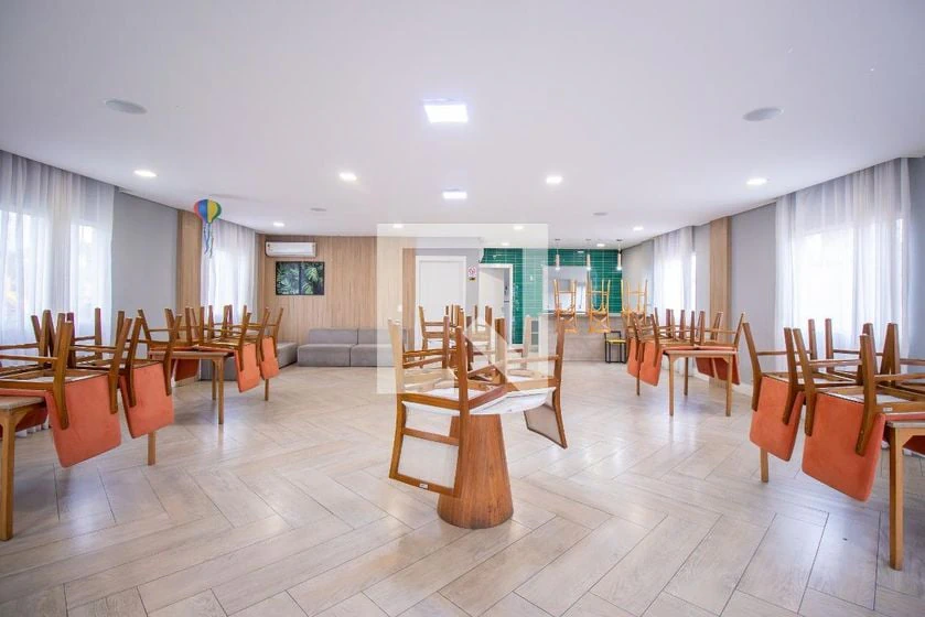 Квартира 50 м² з робочим місцем та пральною машиною — photo 13