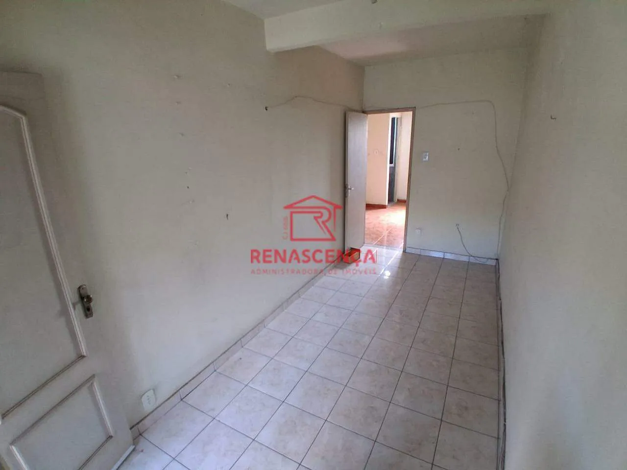 House with 5 bedrooms and 3 bathrooms, with a balcony — photo 20