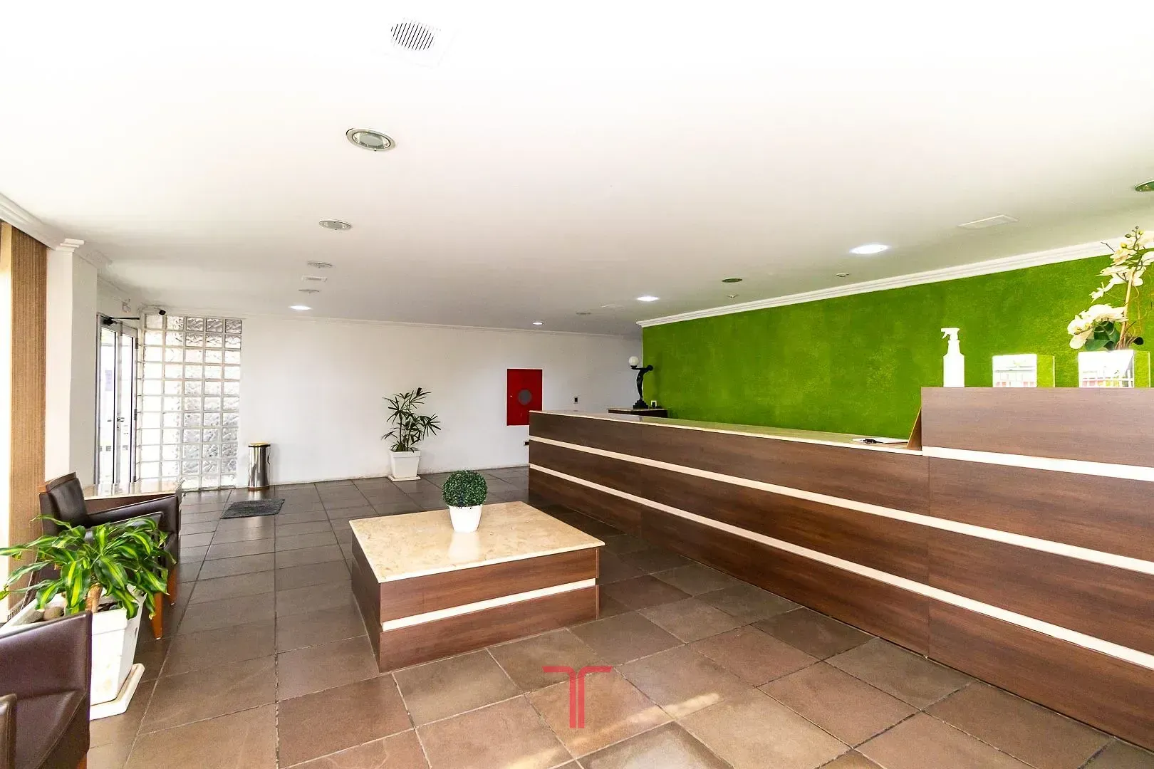 Furnished 33 m² apartment with 1 bedroom and 1 bathroom — photo 27