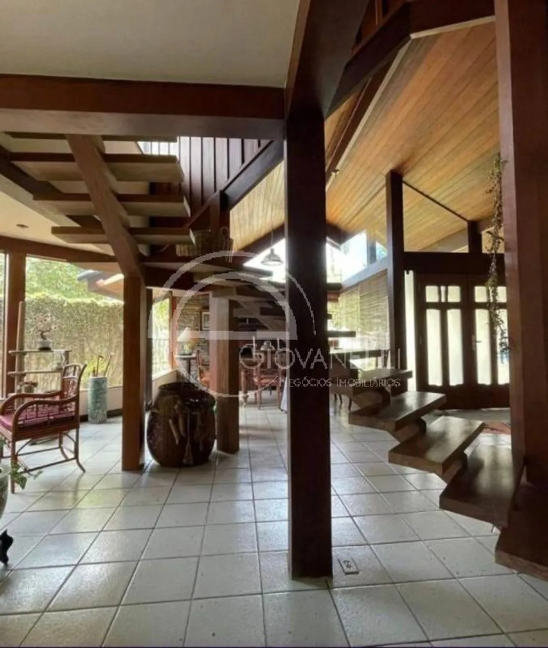 Furnished residential house with 4 bedrooms and 4 bathrooms — photo 7