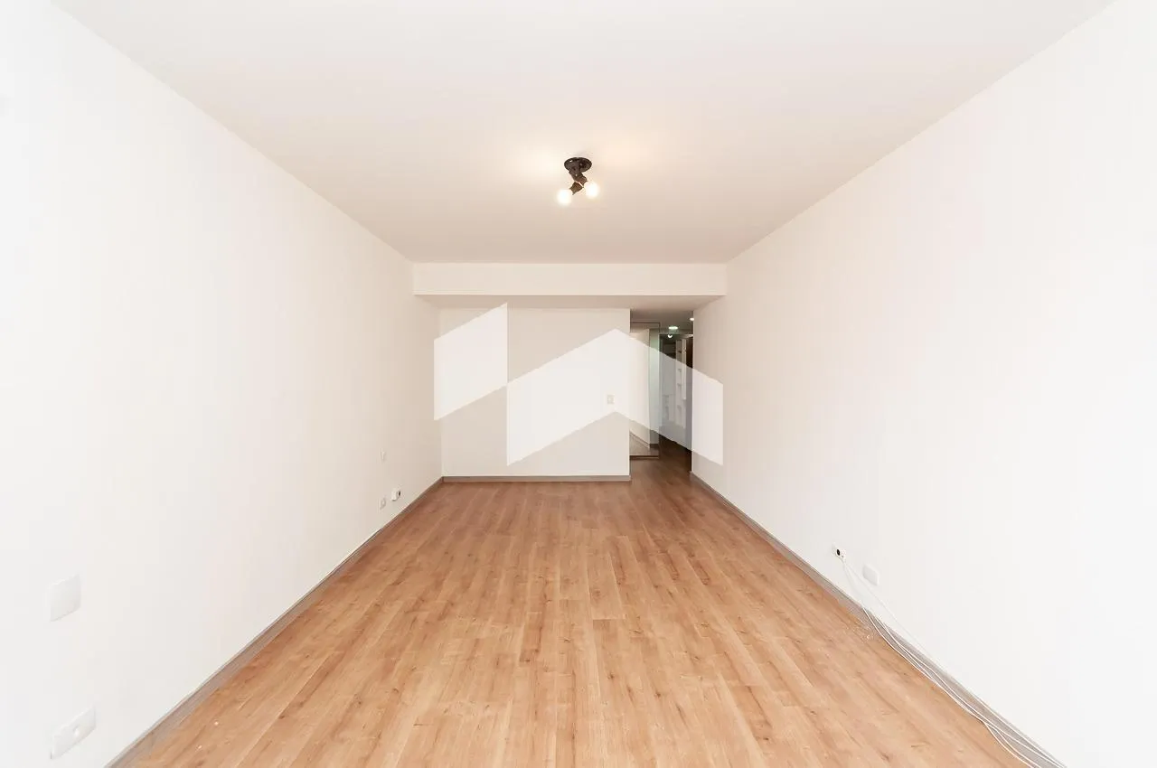 380 m² apartment with private laundry area — photo 33